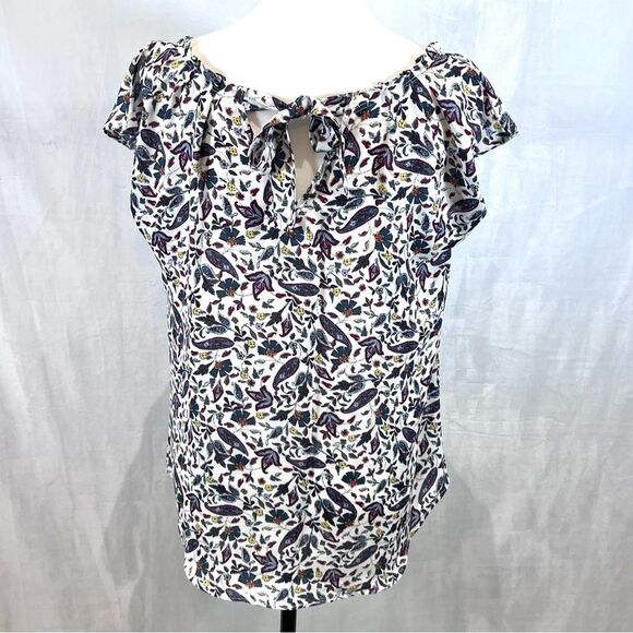 Lauren Conrad white paisley print pleated blouse top size medium - Picture 3 of 5